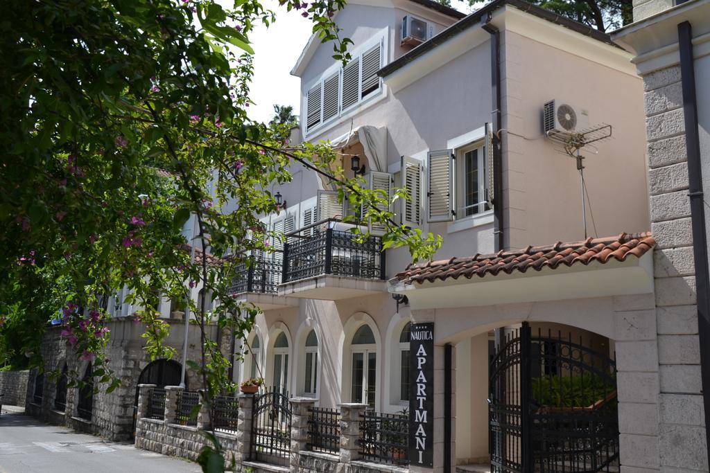 Apartments Nautica Herceg Novi Exteriör bild
